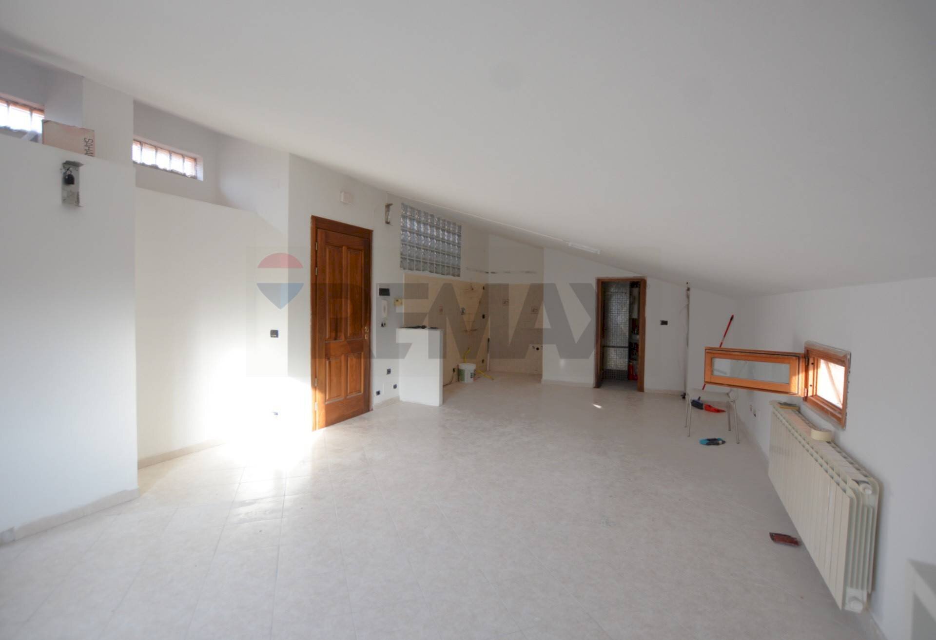 Stanza vuota - Attico Varazze - foto 3