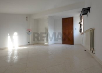 Stanza vuota - Attic Varazze - photo 18