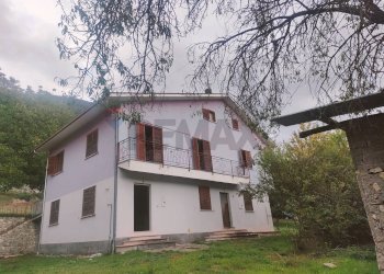 Casa all\'aperto - Casa indipendente via roma, San Pio delle Camere - foto 1