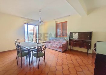 Sala da pranzo - Casa indipendente via roma, San Pio delle Camere - foto 11