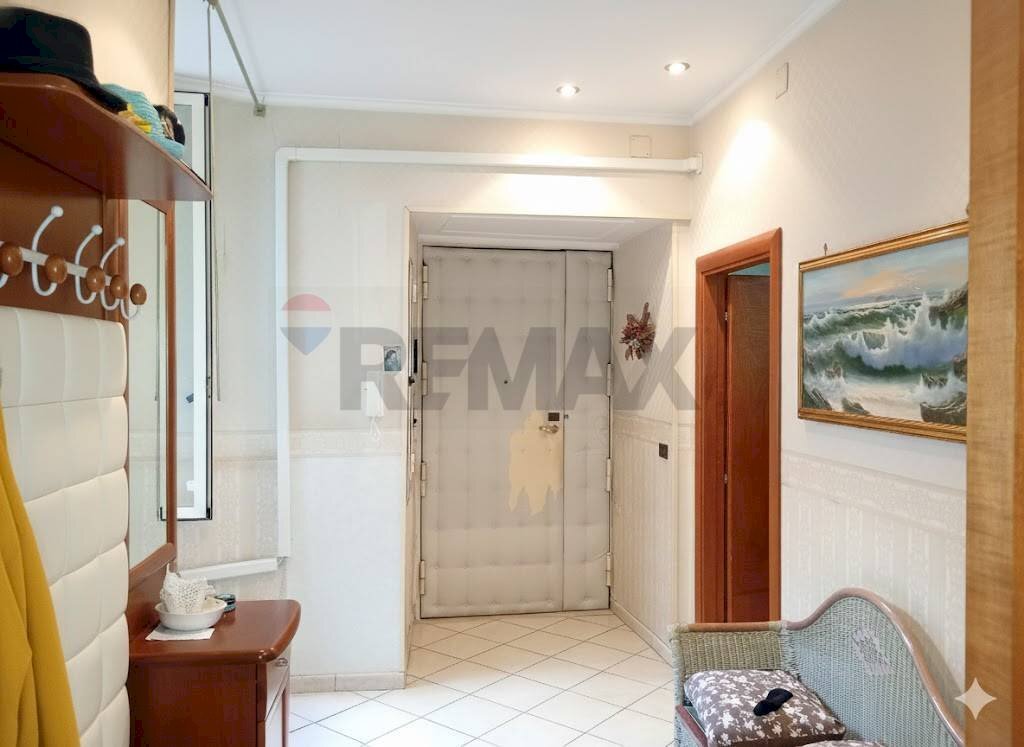 Hall / corridoio - Appartamento Via San Bartolomeo, Napoli - foto 3