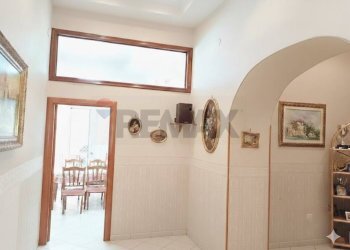 Hall / corridoio - Appartamento Via San Bartolomeo, Napoli - foto 13