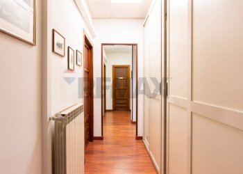 Hall / corridoio - Appartamento Napoli - foto 20