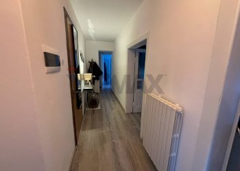 Hall / corridoio - Trilocale Fonteno - foto 20