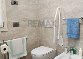 Bagno - Villa Via Dell'Emigrante
 
17/A, San Gregorio nelle Alpi - foto 17