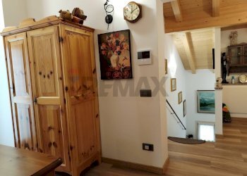 Hall / corridoio - Villa Via Dell'Emigrante
 
17/A, San Gregorio nelle Alpi - foto 26