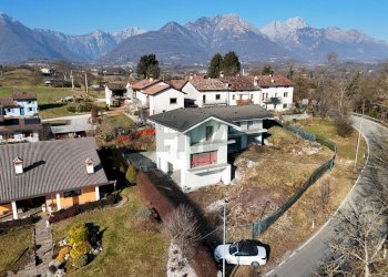 Vista delle montagne - Villa Riva De San Gabriele
 
Snc, Cesiomaggiore - foto 2