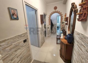 Hall / corridoio - Trilocale Via palazzo
 
13, Casorate Primo - foto 4