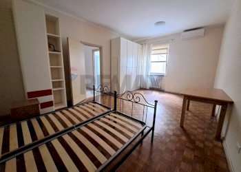 Camera / camera da letto - Two-room apartment corso mazzini
 
1/A, Pavia - photo 9