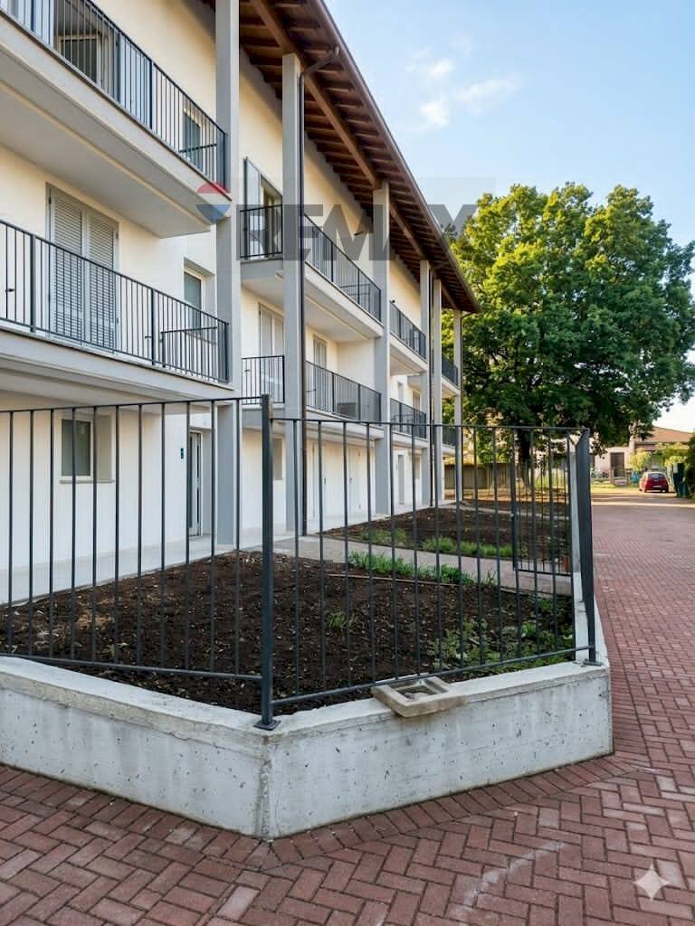 Edificio all\'aperto - Trilocale via delle grazie
21, Albuzzano - foto 3