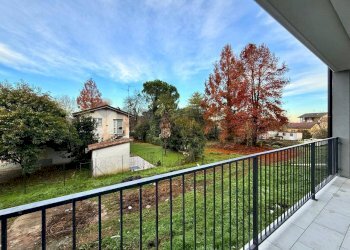 Balcone - Trilocale via delle grazie
 
21, Albuzzano - foto 13