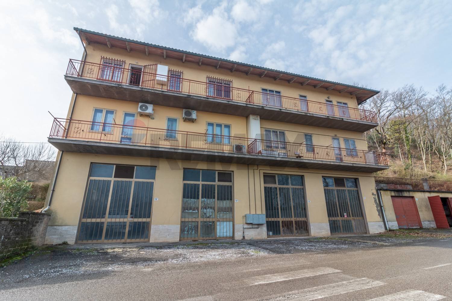 Edificio all\'aperto - Four-room apartment Via Mario Luzi
 
112, Semproniano - photo 3