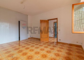 Stanza vuota - Quadrilocale Via Mario Luzi
 
112, Semproniano - foto 15