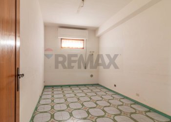 Stanza vuota - Quadrilocale Via Mario Luzi
 
112, Semproniano - foto 28