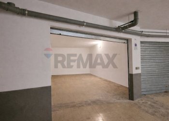 Parcheggio - Box Via San Nicola di Myra
 
6, Vieste - foto 3