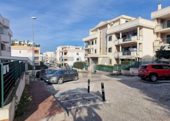 Edificio all\'aperto - Trilocale Via Mauro del Giudice
 
1, Vieste - foto 28