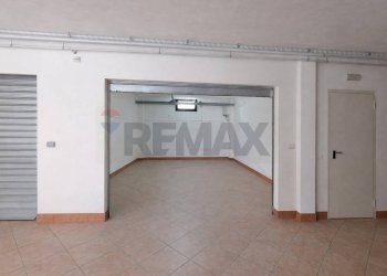 Stanza vuota - Trilocale Via Mauro del Giudice
 
1, Vieste - foto 32