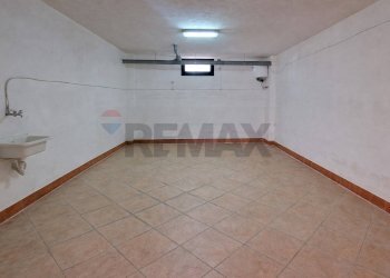 Stanza vuota - Trilocale Via Mauro del Giudice
 
1, Vieste - foto 33