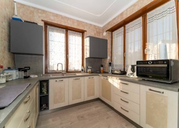 Foto 10 - Appartamento strada Nizza
 
8, La Loggia - foto 10