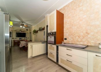 Foto 11 - Appartamento strada Nizza
 
8, La Loggia - foto 11