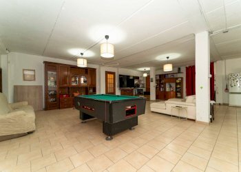 Foto 35 - Appartamento strada Nizza
 
8, La Loggia - foto 35