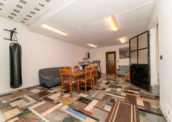 Foto 43 - Appartamento strada Nizza
 
8, La Loggia - foto 43