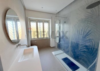 Bagno - Quadrilocale Via Nuova San Rocco
 
129, Napoli - foto 8