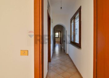 Hall / corridoio - Quadrilocale Boretto - foto 24