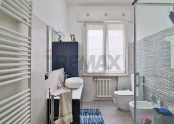 Bagno - Trilocale VIA NICOLO' PAGANINI
 
10, Collecchio - foto 7