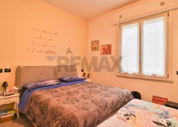 Camera / camera da letto - Trilocale VIA NICOLO' PAGANINI
 
10, Collecchio - foto 12