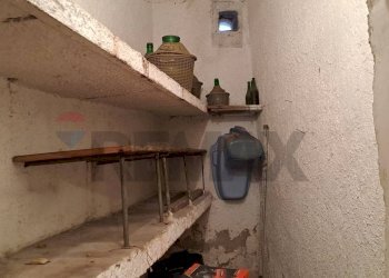 Dispensa di stoccaggio - Appartamento via firenze
 
8, Cellole - foto 17