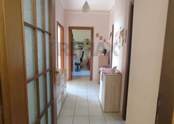 Hall / corridoio - Quadrilocale Via Antonio Sebastiani
 
42, Minturno - foto 20