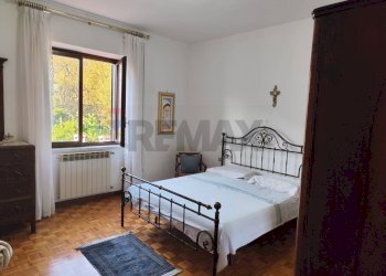 Camera / camera da letto - Villa Via Francesco Baracca
 
74, Santi Cosma e Damiano - foto 14