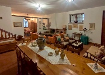 Sala da pranzo - Villa Via Francesco Baracca
 
74, Santi Cosma e Damiano - foto 24