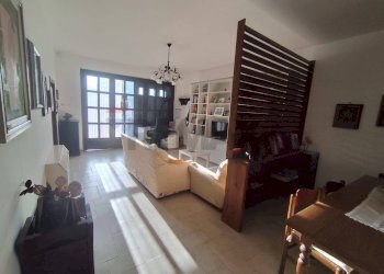 Soggiorno - Villa Via Francesco Baracca
 
74, Santi Cosma e Damiano - foto 32