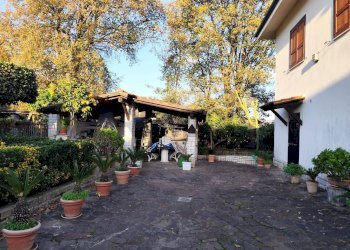 Casa all\'aperto - Villa Via Francesco Baracca
 
74, Santi Cosma e Damiano - foto 37