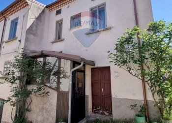 Casa all\'aperto - Casa indipendente Via Alessandro Marracino
 
27, San Pietro Avellana - foto 1