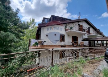 Casa all\'aperto - Trilocale Via Pescara
 
24, Campo di Giove - foto 1