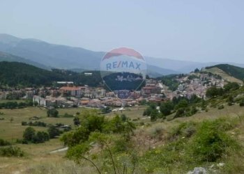 Vista delle montagne - Trilocale Via Pescara
 
24, Campo di Giove - foto 17
