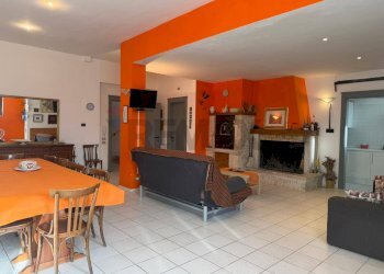 Sala da pranzo - Villa Via Ancinale
 
9, Sulmona - foto 103