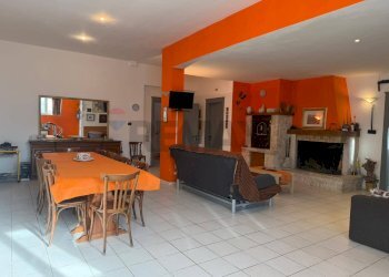 Sala da pranzo - Villa Via Ancinale
 
9, Sulmona - foto 104