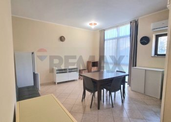 Sala da pranzo - Two-room apartment Via Caduti Senza Croce
 
10, Palermo - photo 2