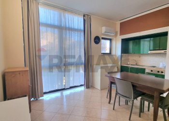 Sala da pranzo - Two-room apartment Via Caduti Senza Croce
 
10, Palermo - photo 5