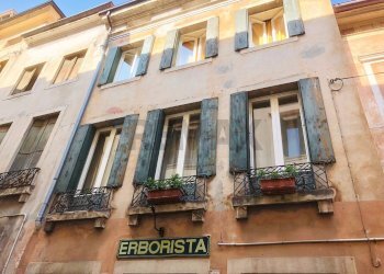 Edificio all\'aperto - Semi-detached Villa CON ATTICO - Via Roma
 
77/A, Vittorio Veneto - photo 5