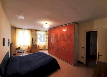 Camera / camera da letto - Semi-detached Villa CON ATTICO - Via Roma
 
77/A, Vittorio Veneto - photo 16