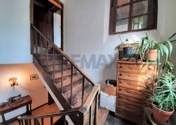 Scale - Semi-detached Villa CON ATTICO - Via Roma
 
77/A, Vittorio Veneto - photo 17