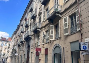 Edificio all\'aperto - Commercial Premises Via Barbaroux
 
44, Torino - photo 2