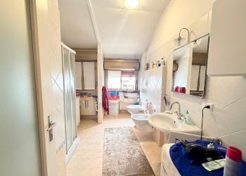 Foto 10 - Quadrilocale via trieste
 
37, Chiuduno - foto 10