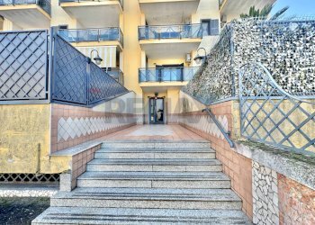 Edificio all\'aperto - Box VIA GIORDANO BRUNO
 
33, Marano di Napoli - foto 4