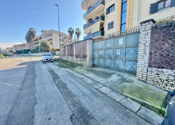 Edificio all\'aperto - Box VIA GIORDANO BRUNO
 
33, Marano di Napoli - foto 25